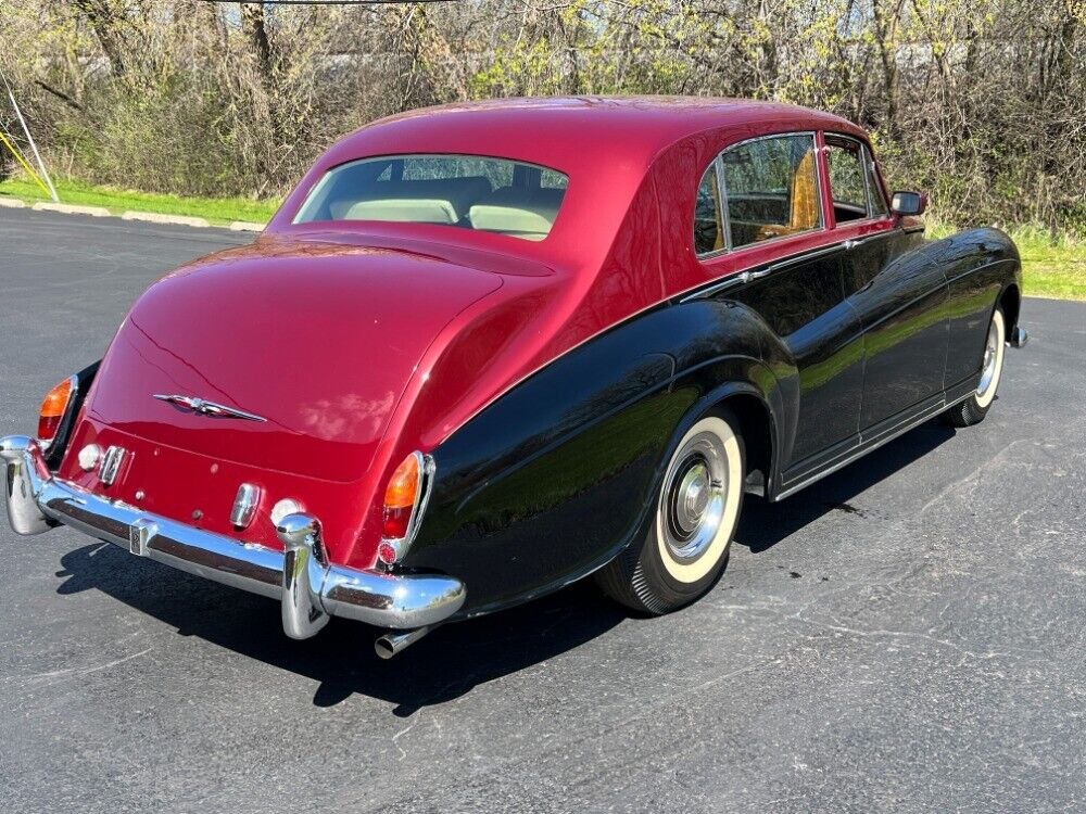 Rolls-Royce-Silver-Cloud-III-1965-Black-Beige-0-4