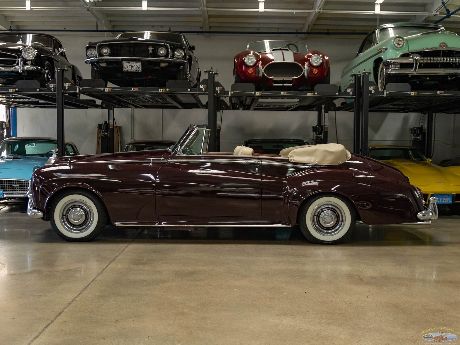 Rolls-Royce-Silver-Cloud-III-Cabriolet-1963-Burgundy-Tan-52157-4