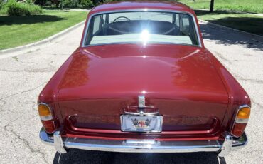 Rolls-Royce-Silver-Shadow-1966-Red-Beige-Connolly-hides-83686-12