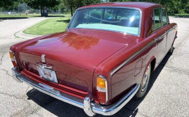 Rolls-Royce-Silver-Shadow-1966-Red-Beige-Connolly-hides-83686-13