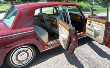 Rolls-Royce-Silver-Shadow-1966-Red-Beige-Connolly-hides-83686-17