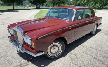 Rolls-Royce-Silver-Shadow-1966-Red-Beige-Connolly-hides-83686-33