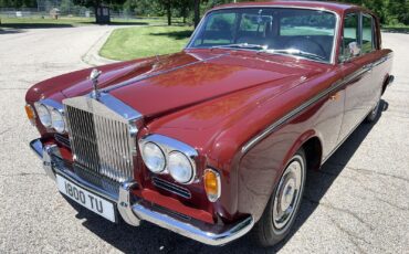 Rolls-Royce-Silver-Shadow-1966-Red-Beige-Connolly-hides-83686-4