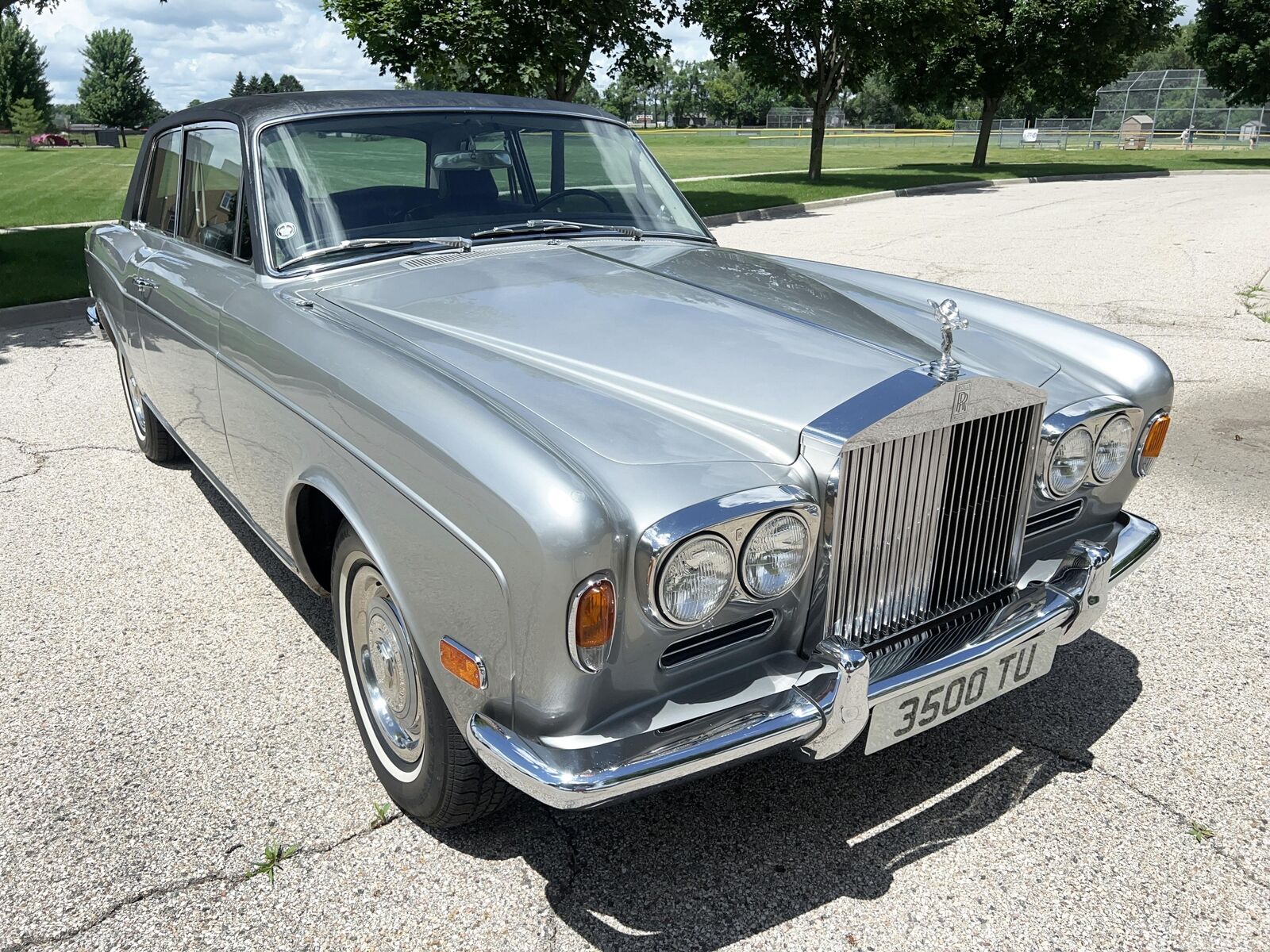 Rolls-Royce-Silver-Shadow-1970-Gray-Black-164958-3