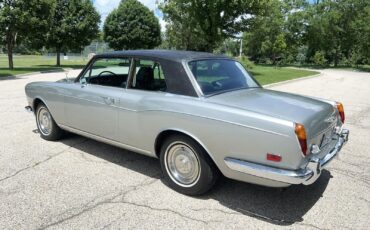 Rolls-Royce-Silver-Shadow-1970-Gray-Black-164958-9