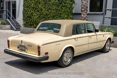 Rolls-Royce-Silver-Shadow-1975-White-Other-Color-0-4