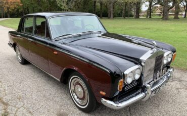 Rolls-Royce-Silver-Shadow-Berline-1969-Black-Red-128748-5