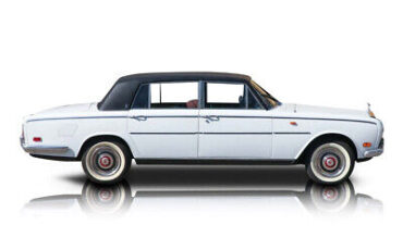 Rolls-Royce-Silver-Shadow-Berline-1971-White-Burgundy-378-1