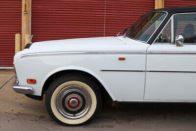 Rolls-Royce-Silver-Shadow-Berline-1971-White-Burgundy-378-3