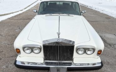 Rolls-Royce-Silver-Shadow-II-Berline-1979-White-Blue-23335-5