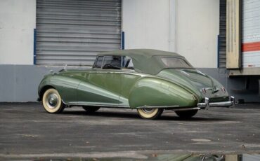 Rolls-Royce-Silver-SpiritSpurDawn-1952-Green-Tan-0-4