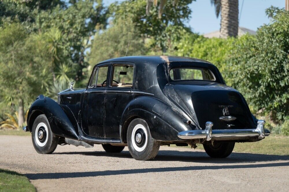 Rolls-Royce-Silver-SpiritSpurDawn-1953-Black-Tan-0-5