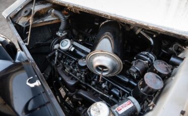 Rolls-Royce-Silver-SpiritSpurDawn-1953-Black-Tan-0-8