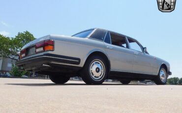 Rolls-Royce-Silver-SpiritSpurDawn-1986-Gray-Red-86200-5