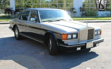 Rolls-Royce-Silver-SpiritSpurDawn-Berline-1987-Black-Tan-100071-3