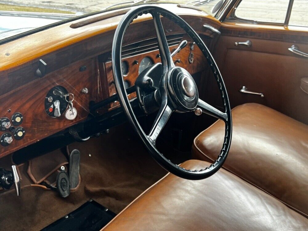 Rolls-Royce-Silver-Wraith-1954-Silver-Tan-0-3