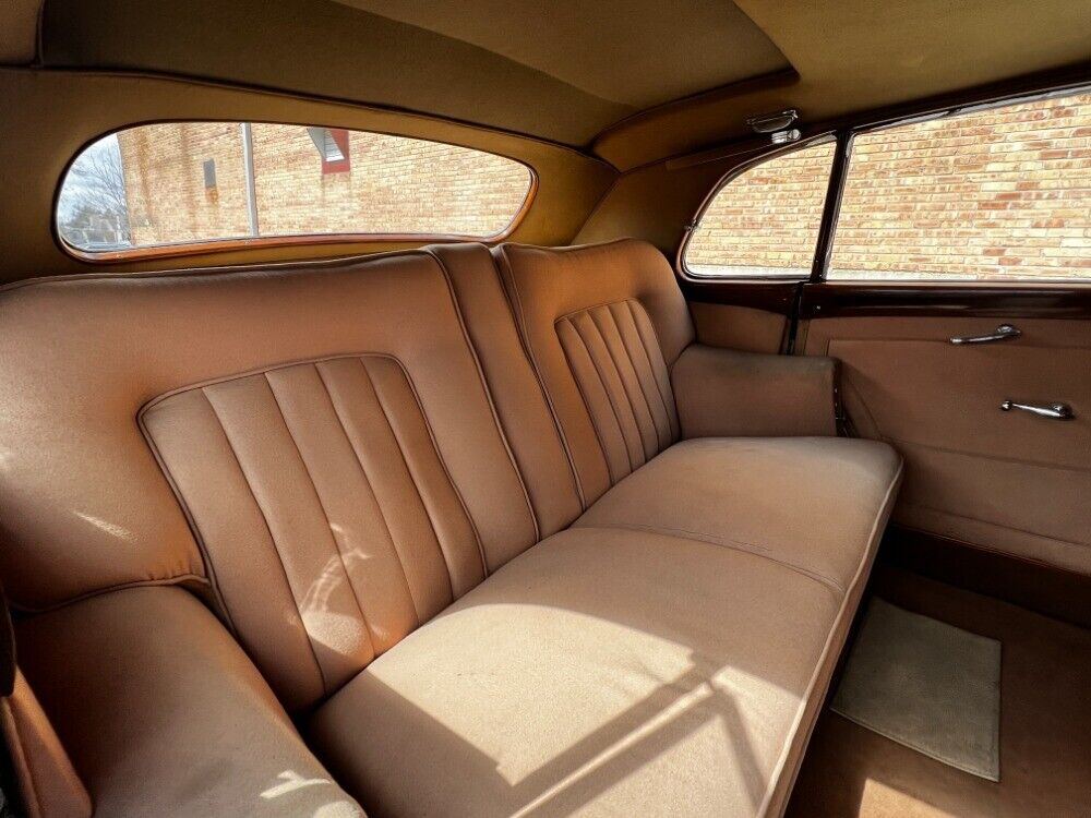 Rolls-Royce-Silver-Wraith-1954-Silver-Tan-0-4