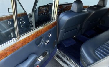 Rolls-Royce-Silver-Wraith-II-1977-Gray-Blue-58419-23