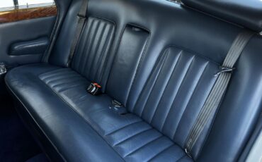 Rolls-Royce-Silver-Wraith-II-1977-Gray-Blue-58419-26