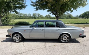 Rolls-Royce-Silver-Wraith-II-1977-Gray-Blue-58419-9