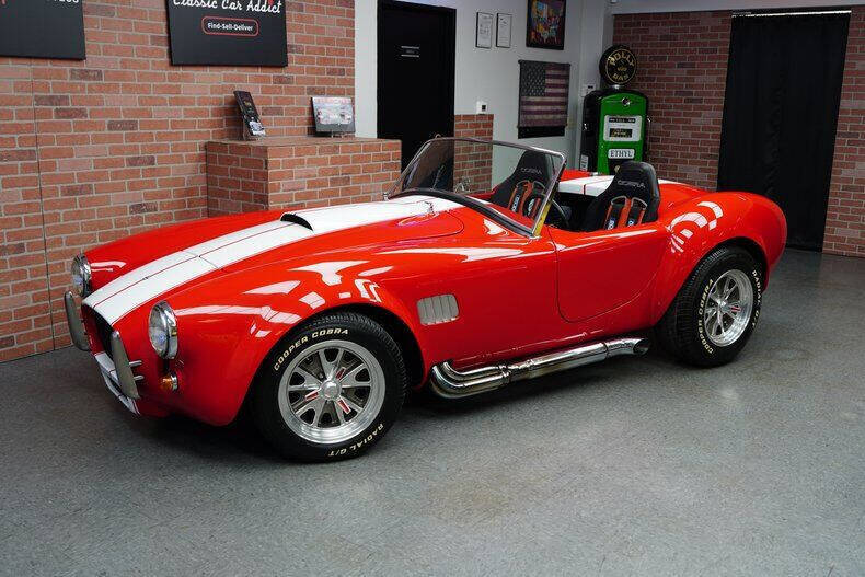 Saleen-Roadster-1966-Red-Black-3138-3