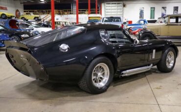 Shelby-Daytona-Coupe-1965-Black-Black-40911-7