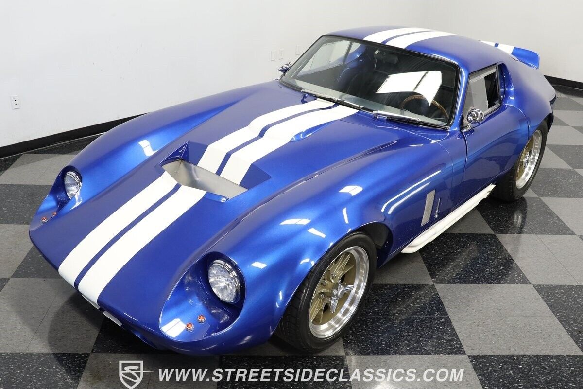 Shelby-Daytona-Coupe-1965-Blue-Black-0-18