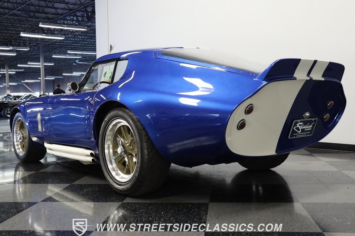 Shelby-Daytona-Coupe-1965-Blue-Black-0-23