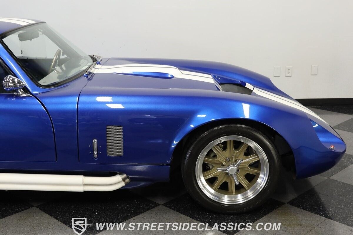 Shelby-Daytona-Coupe-1965-Blue-Black-0-28