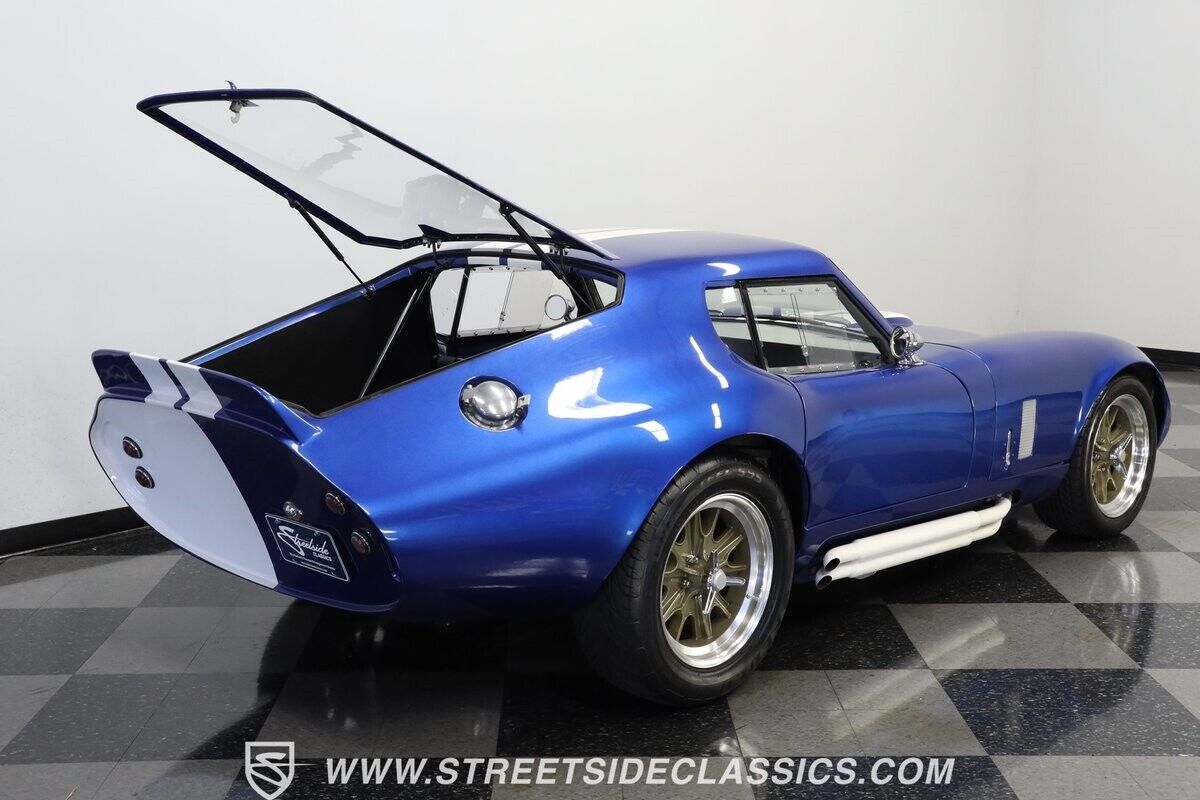 Shelby-Daytona-Coupe-1965-Blue-Black-0-33