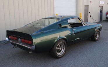 Shelby-GT-500-Coupe-1967-Green-143232-18