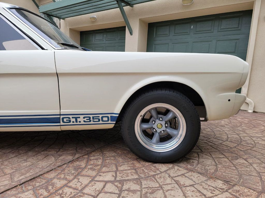 Shelby-GT350-Coupe-1965-White-Black-38656-5