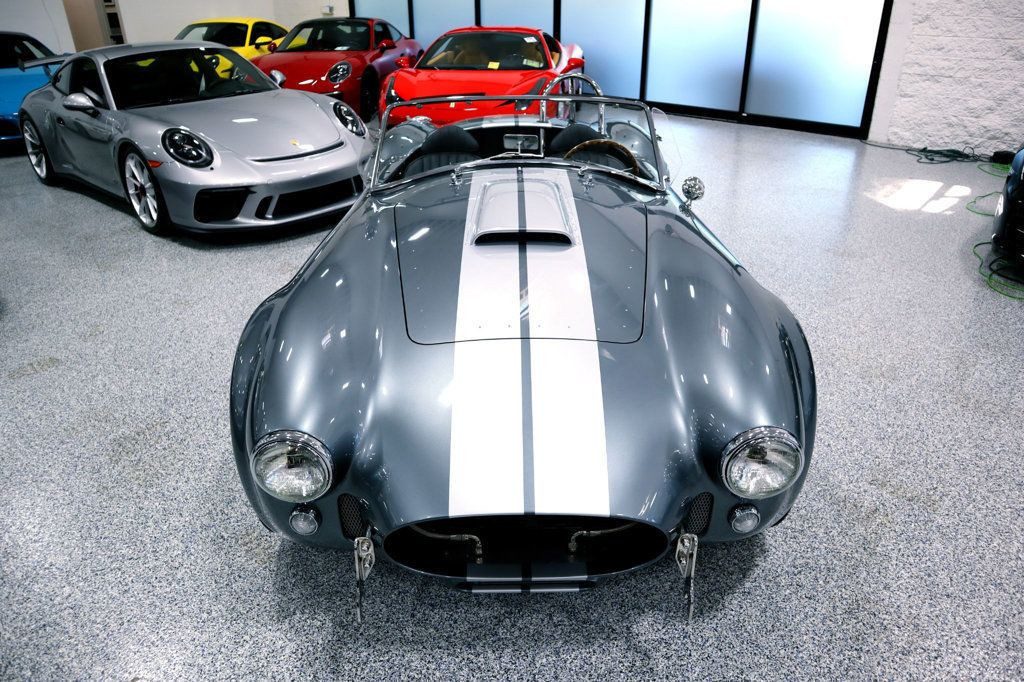 Shelby-Superformance-Cobra-427-Cabriolet-1965-Titanium-Silver-Stripe-Black-Lthr-7751-8