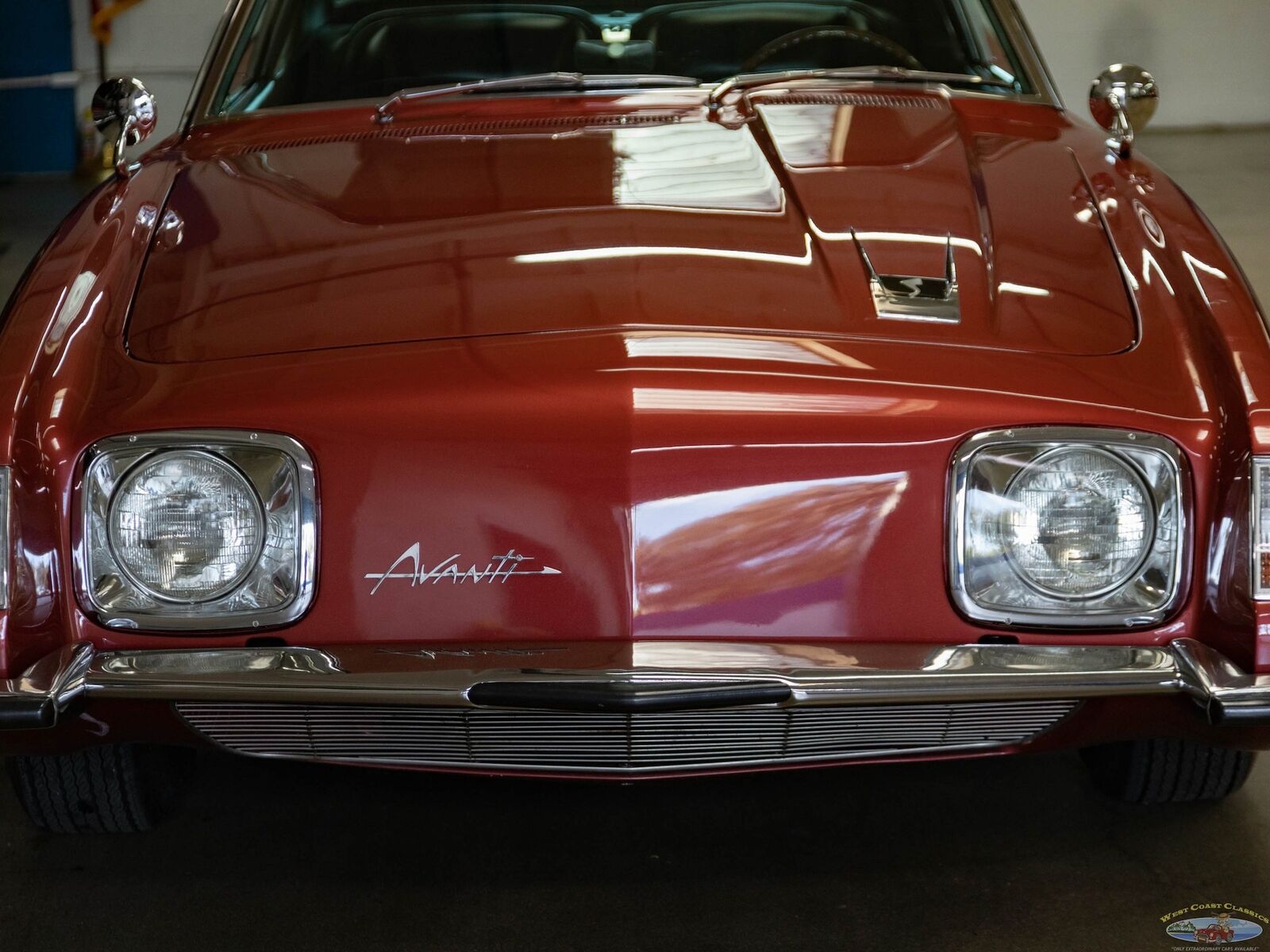 Studebaker-Avanti-1964-Red-Black-117981-14