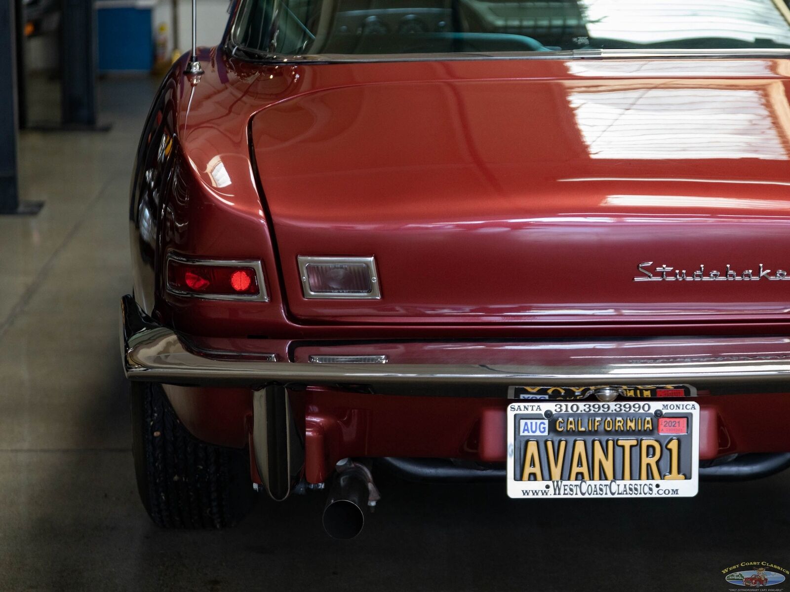 Studebaker-Avanti-1964-Red-Black-117981-17