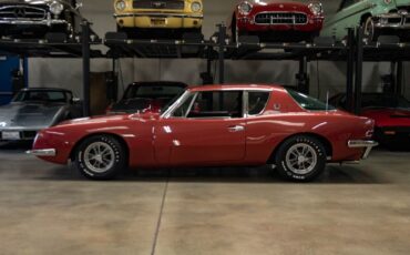 Studebaker-Avanti-1964-Red-Black-117981-5