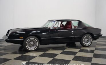 Studebaker-Avanti-Coupe-1984-Black-Red-22053-8