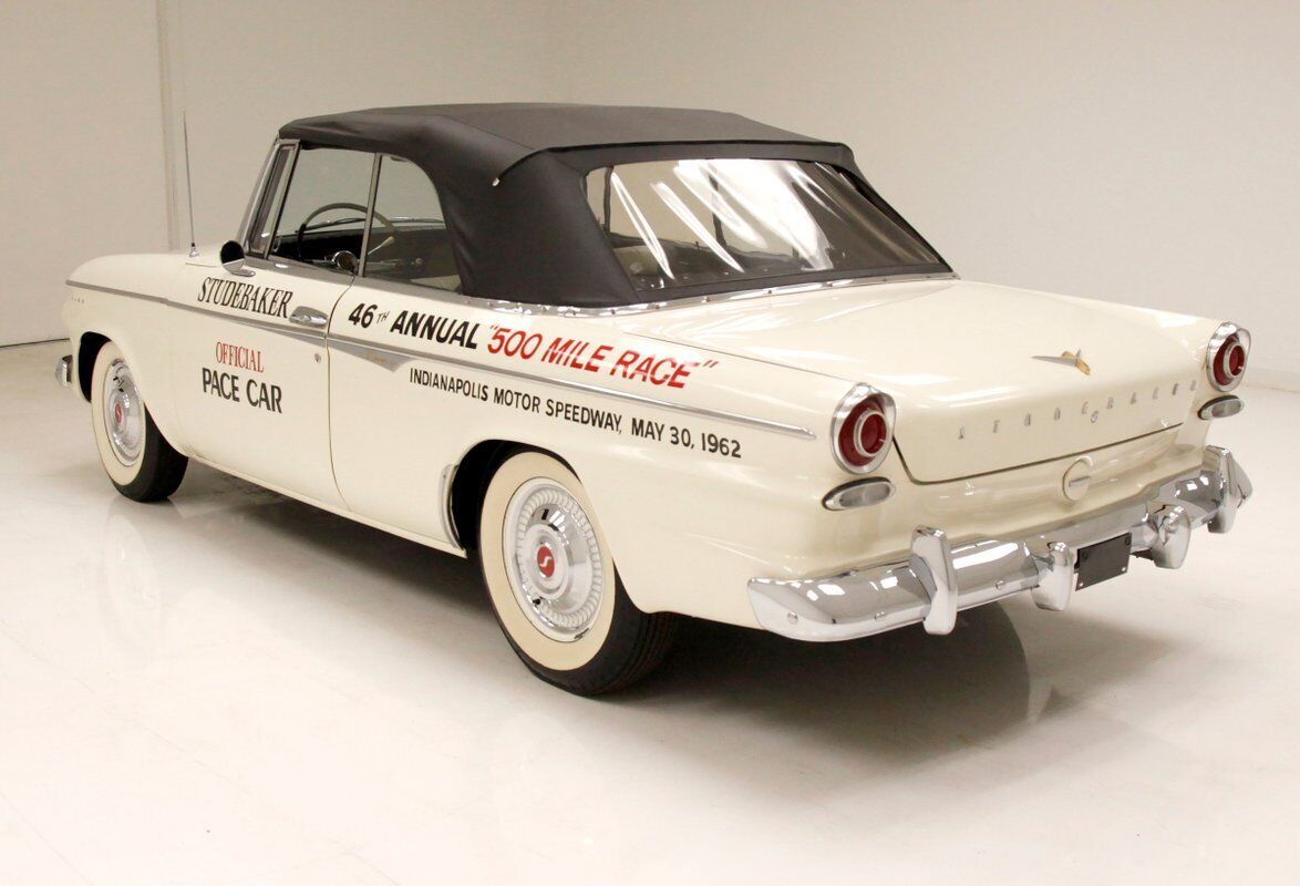 Studebaker-Daytona-Lark-Cabriolet-1962-White-Black-1374-3