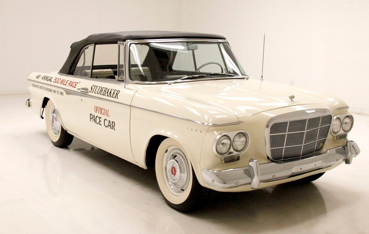 Studebaker-Daytona-Lark-Cabriolet-1962-White-Black-1374-8