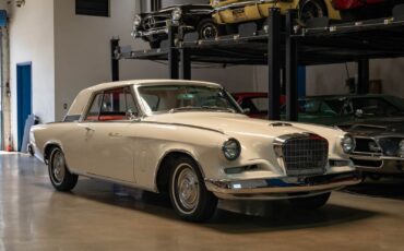 Studebaker-Gran-Turismo-Hawk-1962-White-Red-160732-9