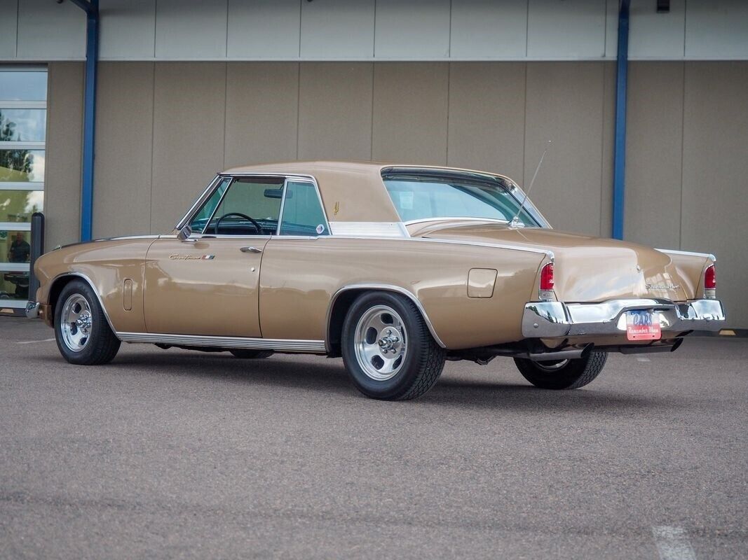 Studebaker-Hawk-1963-Gold-Red-13024-1