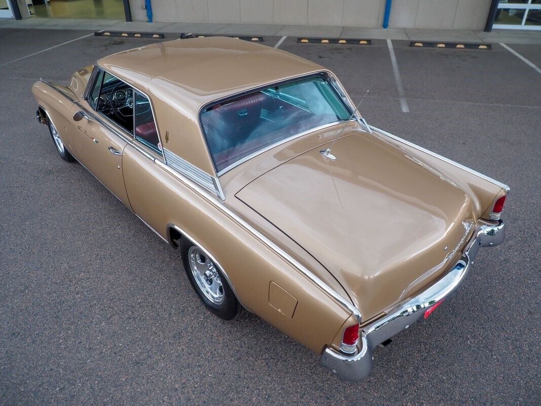 Studebaker-Hawk-1963-Gold-Red-13024-11