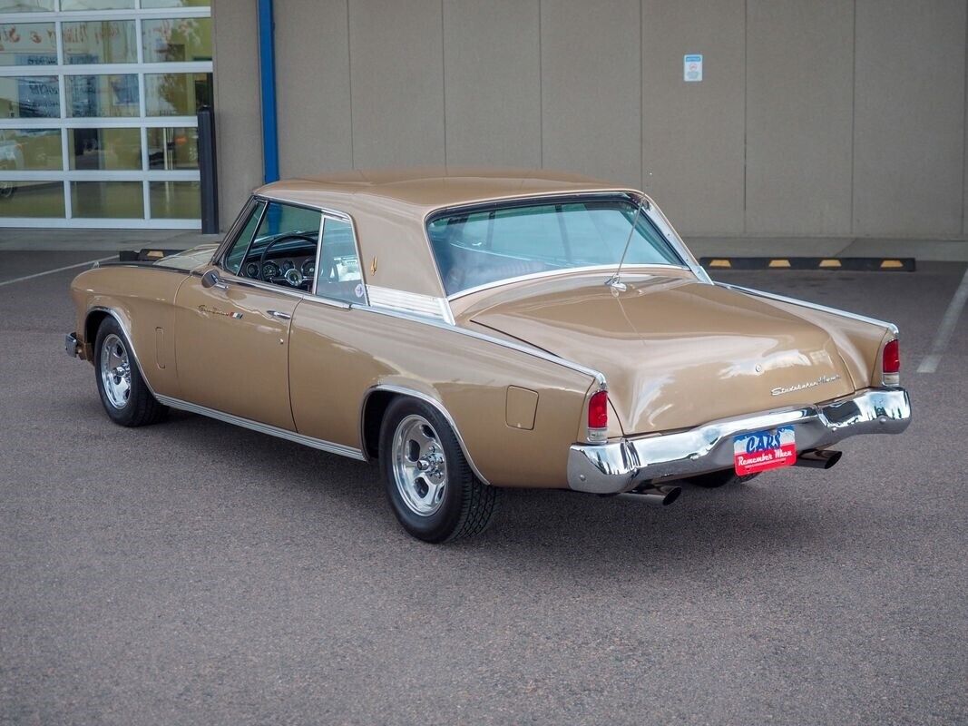 Studebaker-Hawk-1963-Gold-Red-13024-5