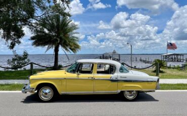 Studebaker-President-1955-yellow-102792-1