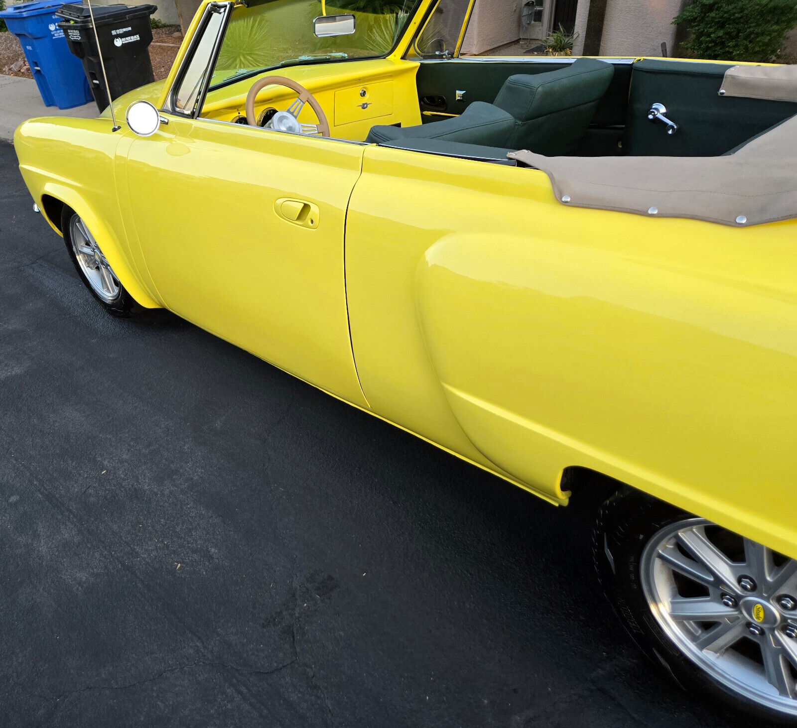 Studebaker-V-8-Cabriolet-1951-Yellow-1811-18