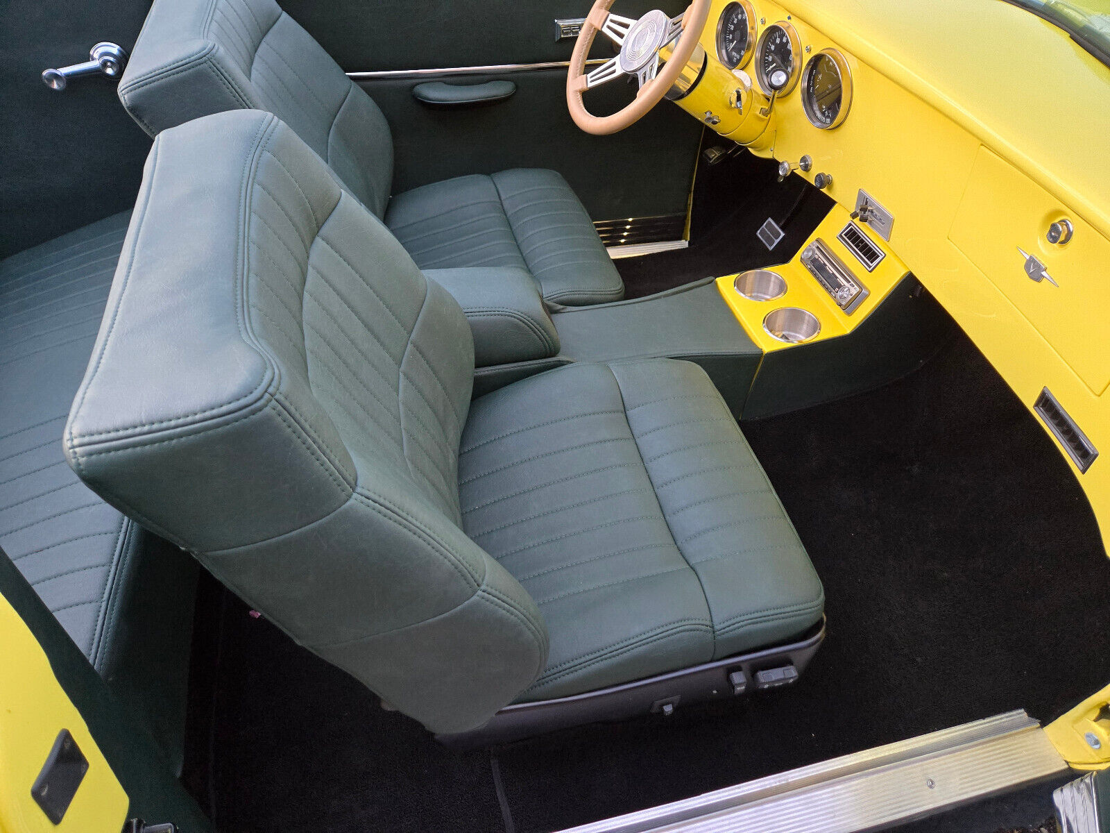 Studebaker-V-8-Cabriolet-1951-Yellow-1811-4