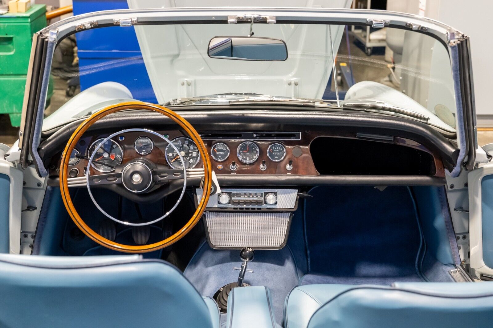 Sunbeam-Tiger-Coupe-1964-balmoral-grey-Blue-131966-38