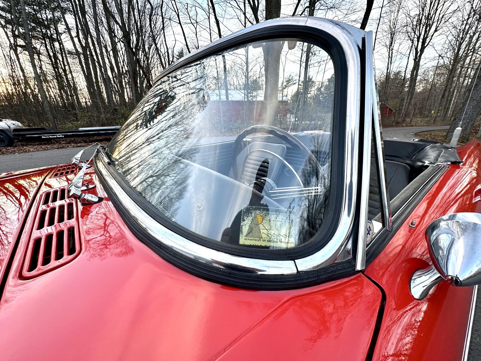 Sunbeam-Tiger-Mk1-a-1965-Red-Black-32391-23