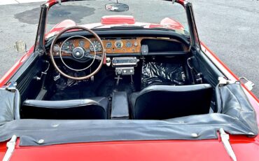 Sunbeam-Tiger-Mk1-a-1965-Red-Black-32391-31