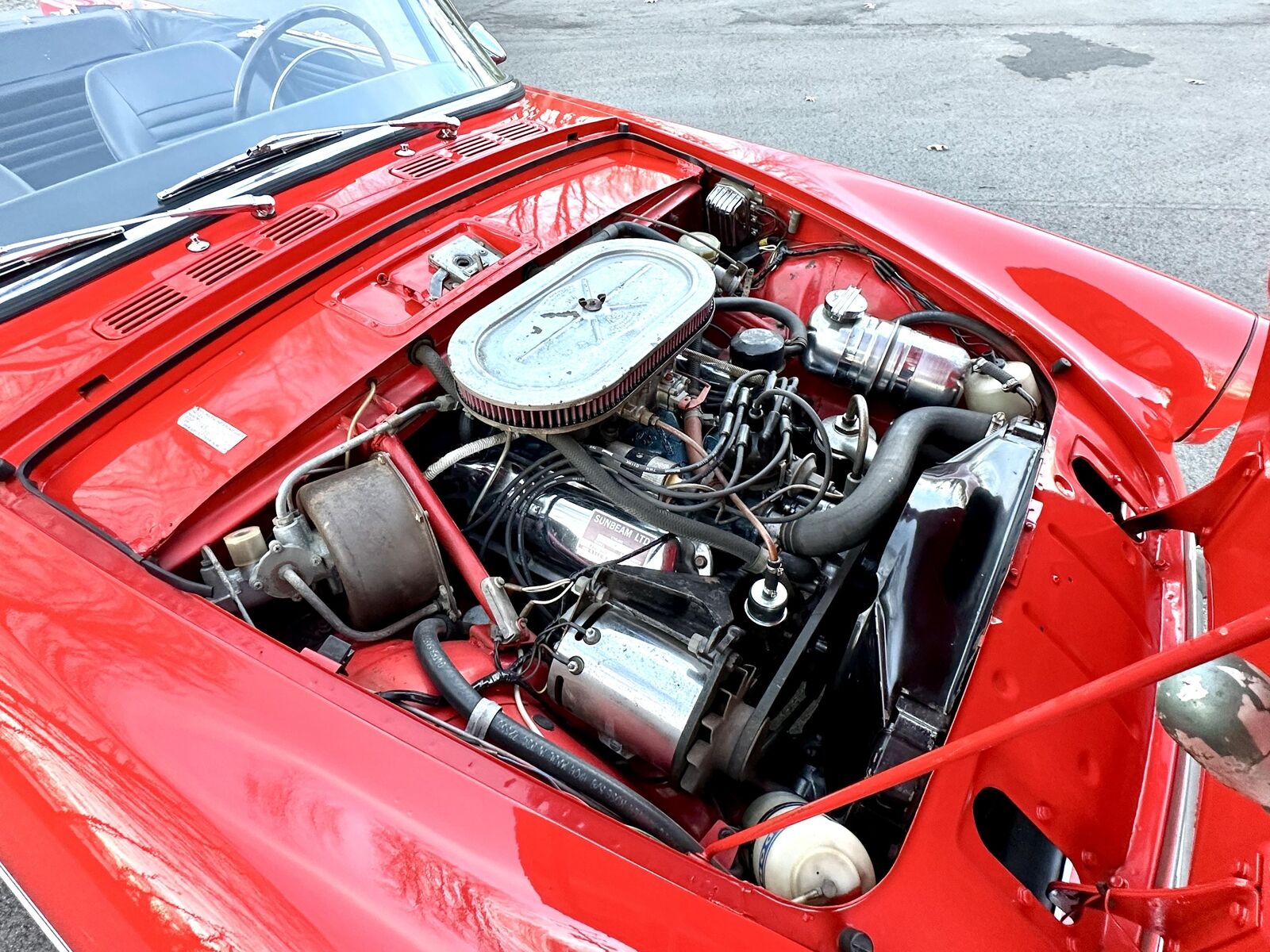 Sunbeam-Tiger-Mk1-a-1965-Red-Black-32391-5